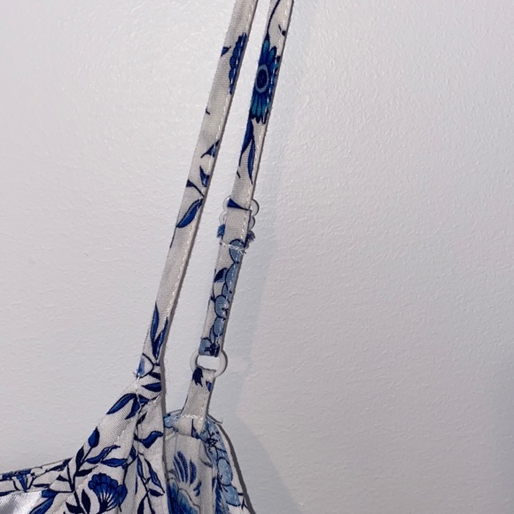 Floral blue short romper from H&M - Picture 5 of 6